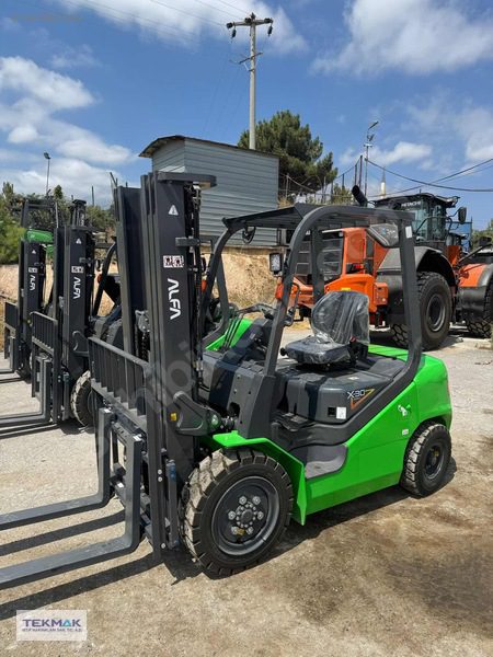 Distribütörden Lityum Akülü Alfa Triplex Forklift