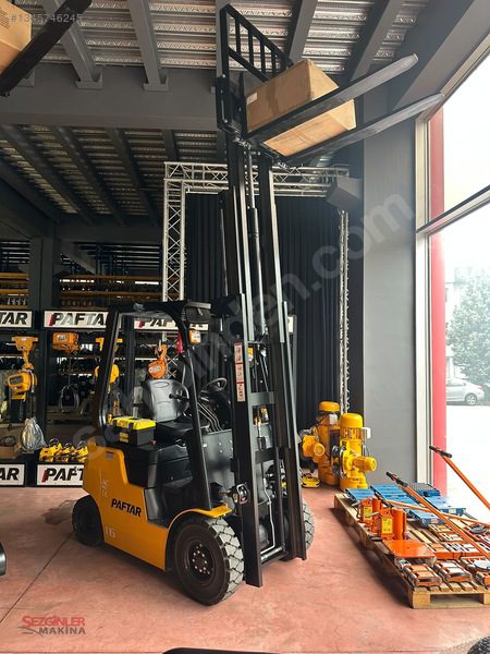 EF16 Elektrikli Denge Ağırlıklı Lityum Batarya Forklift 1.6 Ton