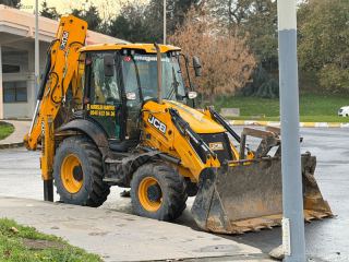 2024 model Manitou marka 18.40 ile takas düşünülür.