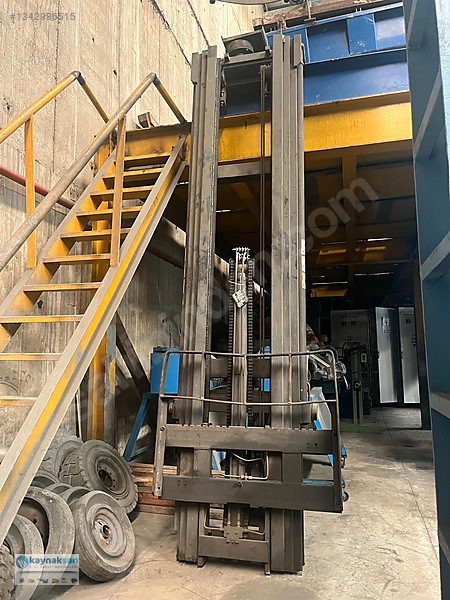 Crown Reach Truck Forklift Asansörü 8 Mt