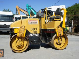 Ed Makine'den 2006 Cat Cb-224B Yama Silindiri **3.460** Saatte