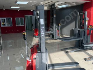 RUNTX 1,5 Ton 2.5 Metre Tam Akülü İstif Makinesi-Makinası