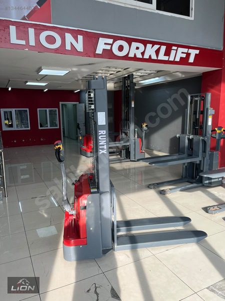 RUNTX 1,5 Ton 2.5 Metre Tam Akülü İstif Makinesi-Makinası