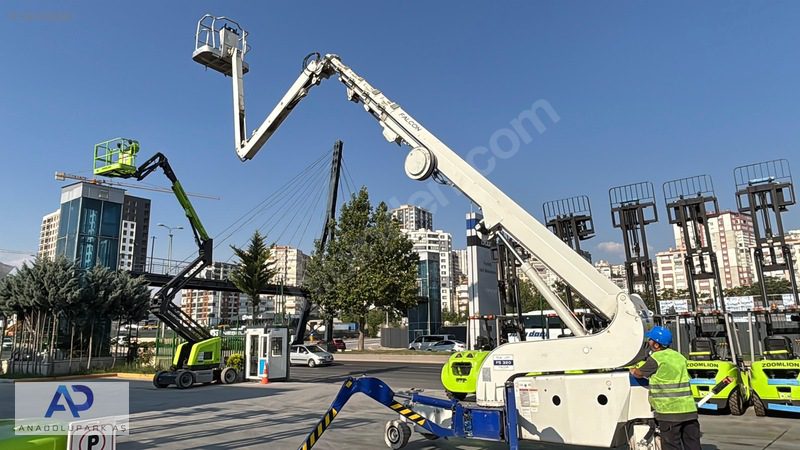 285 Saatte Falcon 32 Metre Örümcek Menlift Fs320Akülü Platform