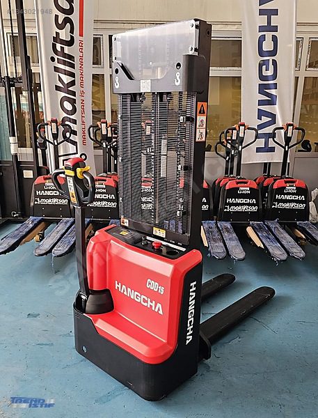 1500Kg 3 Metre "hangcha" Lityum Akülü Istif Makinesi