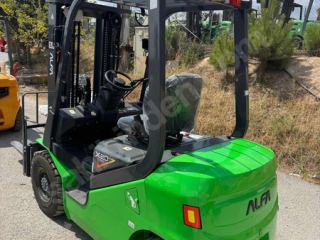 Distribütörden Alfa 2 Ton Lityum Akülü Triplex Forklift