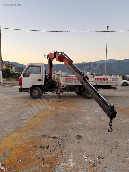3.5 Ton Tam Katlanır Hiyap Vinç Kamyonlu 4.10 Kasa
