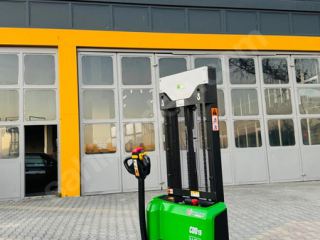 Hc 1,5 Ton 3 Metre Lityum Akülü Istif Makinesi