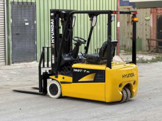 Hyundaı 1.8 Ton Elektrikli Tripleks - Bakımlı / Orjinal Makina