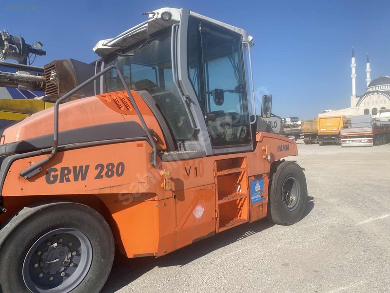 2015 Model Hamm Grw280 1700 Saatte