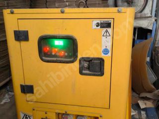 2015 Model Aksa 12 Kva Dizel Jeneratör Kabinli3 Faz-Temiz