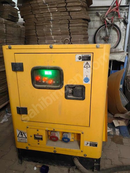 2015 Model Aksa 12 Kva Dizel Jeneratör Kabinli3 Faz-Temiz