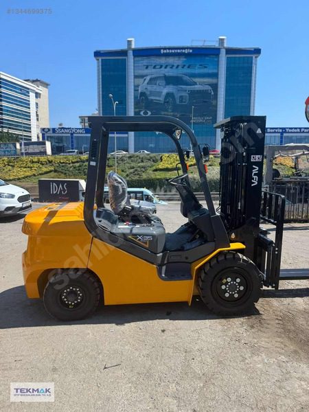 Distribütörden Alfa 3 Ton Euro5 Dizel Triplex Forklift