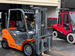 Fırsat... 2023 Model 3 Ton Triplex Lonking Forklift... 300 Saat